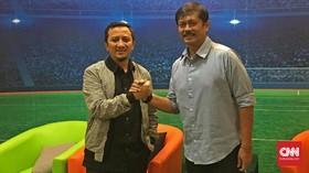 Yusuf Mansur: Dakwah, Sepak Bola, dan Politik Indonesia