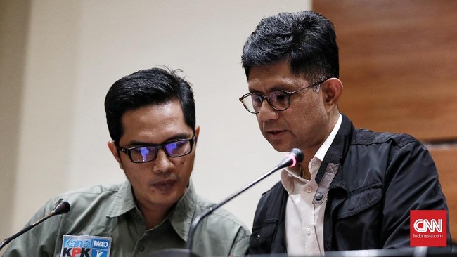 KPK masih membutuhkan keterangan Bupati Lampung Tengah Mustafa sebelum menentukan status hukum yang bersangkutan dalam kasus dugaan suap.