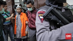 Polisi Korban Bom Thamrin Bersaksi di Sidang Aman Abdurrahman