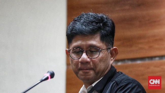 PT Nindya Karya menjadi BUMN pertama yang menjadi tersangka dalam kasus dugaan korupsi. Perusahaan itu diduga terlibat korupsi pembangunan dermaga Sabang, Aceh.