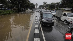 Netizen Keluhkan Penanganan Banjir Era Anies
