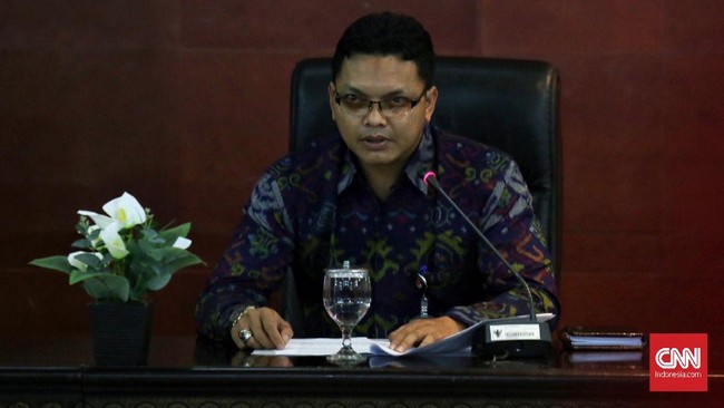 Juru bicara Mahkamah Konstitusi menyebut independensi para hakim MK tetap terjaga meski baru mendapat penghargaan Bintang Mahaputera dari Presiden Jokowi.