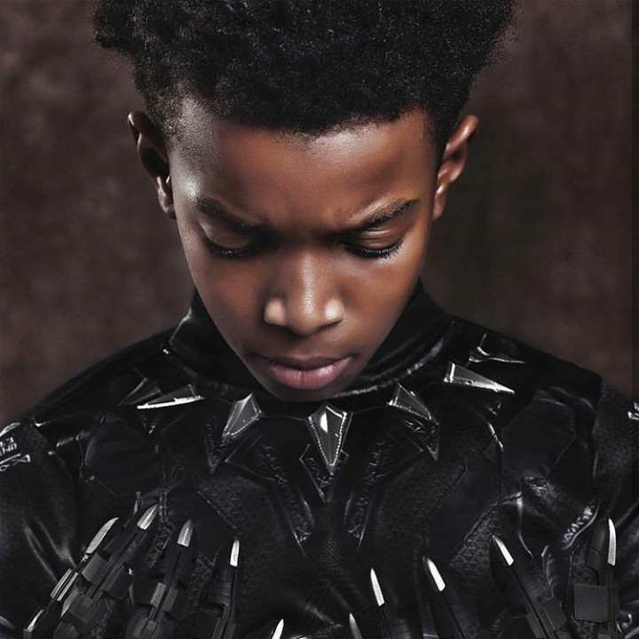 <p>Nah, kalau yang ini sih jagoannya. Nama tokohnya T'Challa. Dia mewarisi titel 'Black Panther' dari ayahnya. (Foto: Instagram @mzkaybebe)</p>