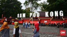 Gubernur Jateng Serukan Toleransi di Kelenteng Sam Poo Kong