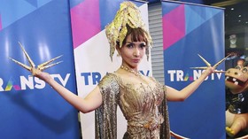 Netizen soal Roro Fitria: 'Tajir' hingga Isu Nyi Roro Kidul