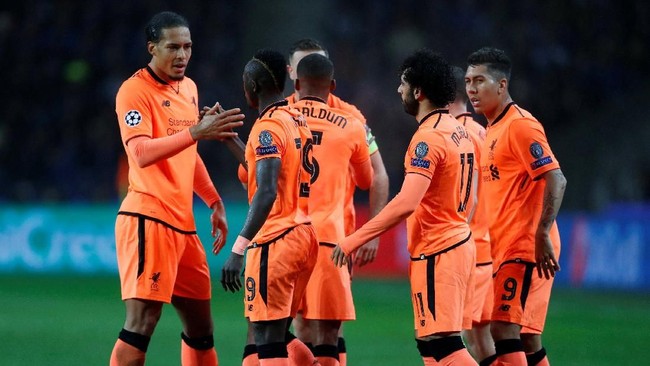 Liverpool sukses menjinakkan markas FC Porto, Stadion Dragao setelah menang telak 5-0 dalam leg pertama babak 16 besar Liga Champions, Kamis (15/2).