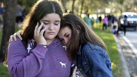 FOTO: Duka Luka Penembakan Sekolah di Florida