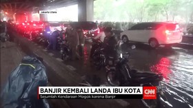 Hujan Deras Sejak Pagi, Jakarta Banjir Lagi