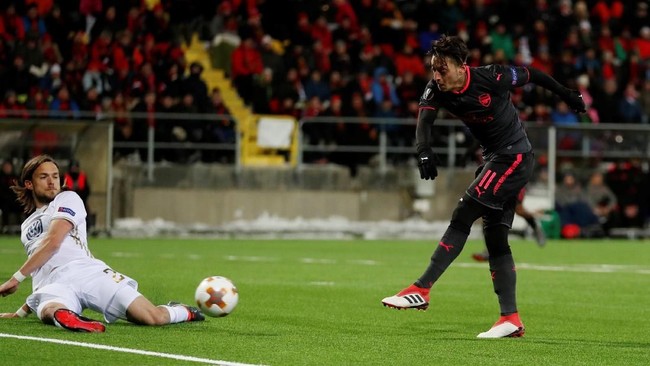 Manajer Arsenal, Arsene Wenger, menganggap posisinya timnya belum aman untuk melangkah ke babak 16 besar Liga Europa meski menang 3-0 atas Ostersunds FK.