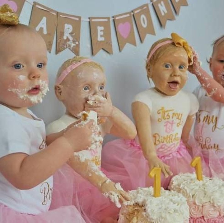 <p>Gimana, Bun? Tertarik bikin kue ultah buat si kembar kayak gini? (Foto: Facebook/ Lara Mason)/ Foto: Lara Mason</p>