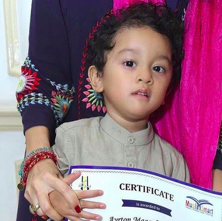 <p>"Kalau aku adiknya mas Kana, Aryton Magali Sastra Soeprapto. Umurku 5 tahun." (Foto: Instagram/ @anandamikola27)</p>