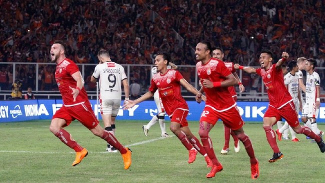 PPK GBK tidak trauma Persija bermain di Stadion Utama Gelora Bung Karno. Macan Kamyoran pun bisa bermarkas di SUGBK untuk Piala AFC 2018.