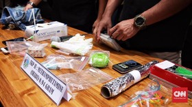 Anggota DPRD Padangsidimpuan Bawa Alat Isap Sabu di Kualanamu