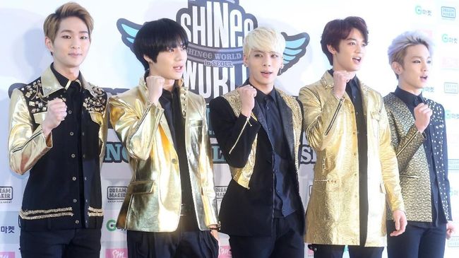Member SHINee, Onew, disebut akan merilis album solo pada awal Desember mendatang.