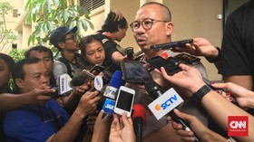 Polri Usut Pemasang Spanduk Khilafah Berlogo PKS di Bekasi