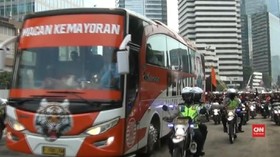 VIDEO: Ribuan Jakmania Warnai Pawai Juara Persija Jakarta