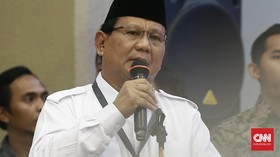 Hadapi Teror, Prabowo Ajak Warga Hidupkan Kembali Siskamling