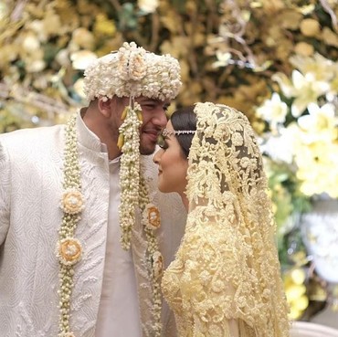 Kini Digoyang Isu Cerai, Ingat Lagi Rangkaian Pernikahan Mewah Tasya Farasya & Ahmad Assegaf