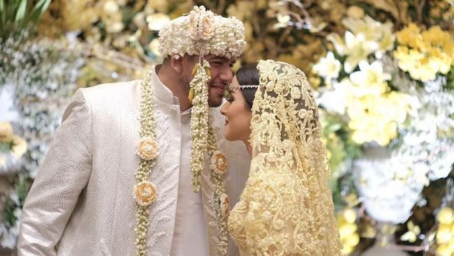 Kini Digoyang Isu Cerai, Ingat Lagi Rangkaian Pernikahan Mewah Tasya Farasya dan Ahmad Assegaf