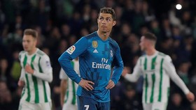 Mantan Kekasih: Ronaldo Bukan Gay