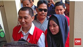 Korban First Travel Teriaki Terdakwa di Sidang Perdana