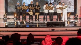 Blusukan Cagub Jabar, Sowan ke Santri sampai Pedagang