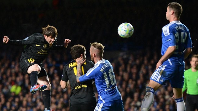 Chelsea akan menjamu Barcelona di Stamford Bridge pada leg pertama babak 16 besar Liga Champions, Selasa (20/2). Berikut sejumlah fakta menarik duel kedua tim.
