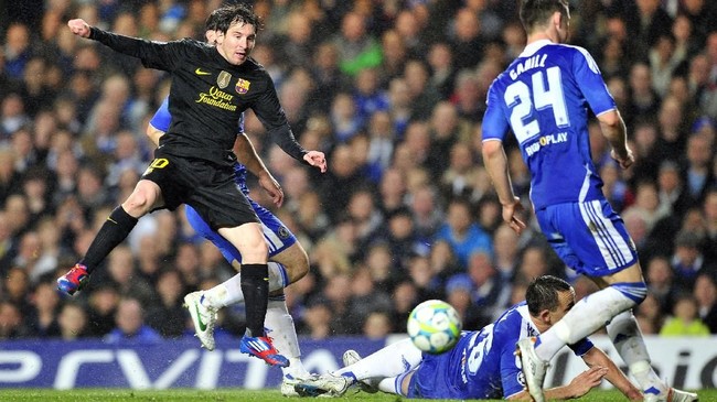 Manajer Chelsea Antonio Conte mengaku tidak bisa tidur jelang melawan Barcelona. Sudah sepantasnya Conte merasa serba salah menghadapi Barcelona.