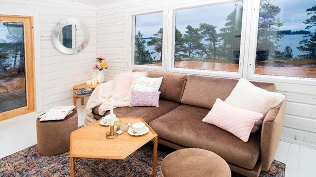 Di Finlandia ada resor khusus tamu wanita. Resor tersebut berada di pulau teduh yang berjarak 90 menit dari Helsinki.