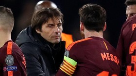 Conte: Chelsea Gila Jika Main Terbuka Lawan Barcelona