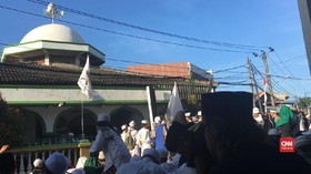 VIDEO: Lewat Sambungan Telepon, Rizieq Umumkan Batal Pulang