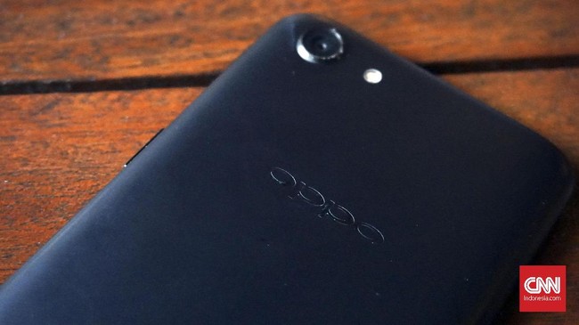 Oppo mengaku tak gentar menghadapi kompetitor yang mulai memasuki bisnis ponsel kamera selfie.