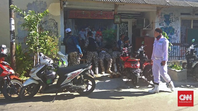 Anggota Komisi I DPR meminta staf Kedubes Jerman di Jakarta yang sempat mendatangi markas FPI agar dipulangkan ke negara asalnya.