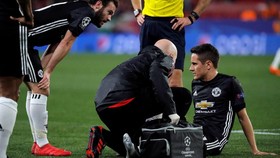 Mourinho Serang Tim Medis Manchester United