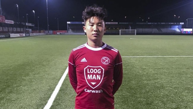 Pesepakbola muda Indonesia Jovanni Renaldi disebut punya peluang gabung dengan klub Liga Belanda, Almere City, bersama Ezra Walian.
