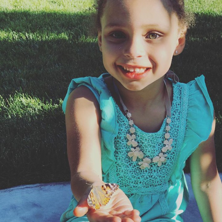 Kalau yang ini putri sulungnya, Riley Curry.  (Foto: Instagram @ayeshacurry)