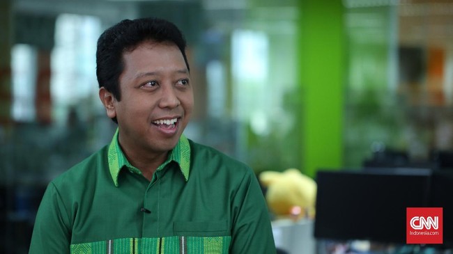 Ketua Majelis Pertimbangan PPP menilai sudah tak ada kemungkinan capres dari kubu KIB sendiri, paling mungkin seperti parpolnya sama-sama dukung Ganjar.