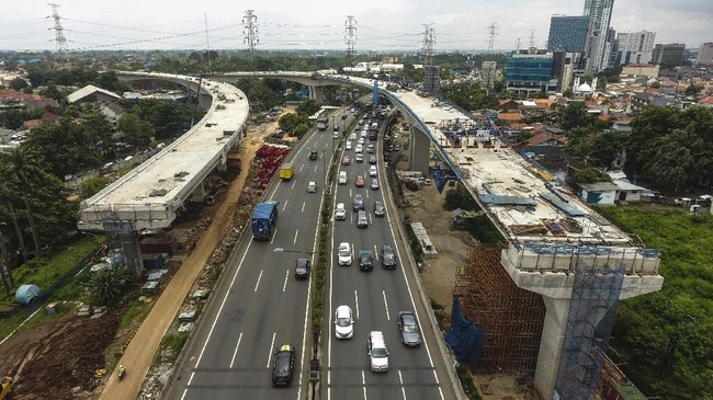 Menteri Darmin menyebut telah merampungkan evaluasi Proyek Strategis Nasional sesuai permintaan Presiden Jokowi dan akan tertuang dalam Peraturan Presiden.