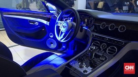 Bentley dan Lamborghini Berebut Titel SUV Tercepat di Dunia