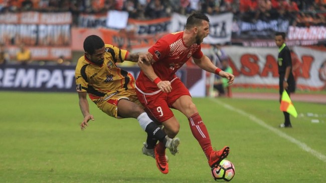 Persija Jakarta bakal menghadapi lawan yang berbeda menjamu Mitra Kukar yang kini dilatih juru taktik kawakan, Rahmad Darmawan.