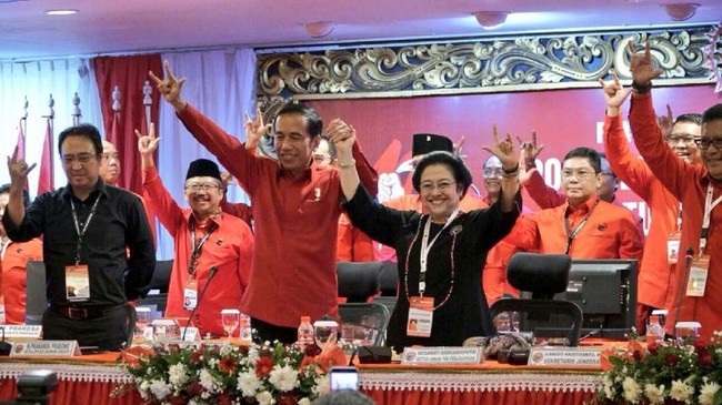 Jokowi Tegaskan Tidak Berambisi Puncaki PDIP, Hindari Konsentrasi Kekuasaan