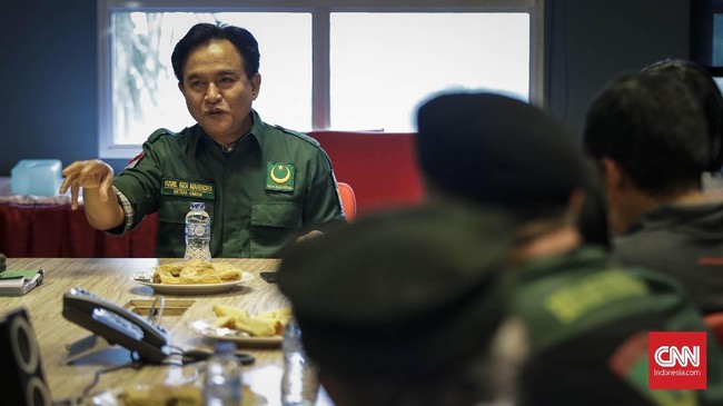 Yusril Ihza Mahendra akan menempuh jalur perdata dan pidana terhadap komisioner KPU setelah partainya dicoret dari pencalonan peserta Pemilu 2019.