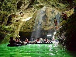 Goa Pindul Gunungkidul: Asal-usul, Daya Tarik, Harga Tiket, Tips