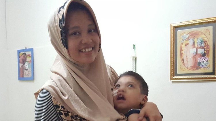 Semua ibu berharap anaknya lahir sehat dan sempurna. Namun kadang kenyataan berkata lain.