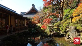 Menjelajahi Tempat Bersejarah di Matsuyama