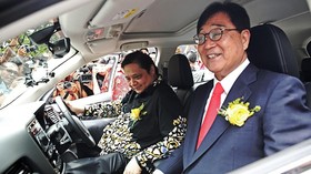 Momen Menteri-menteri Jokowi Jajal Mobil Listrik