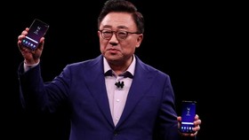 Samsung Ungkap Kemunculan Galaxy S9 dan S9+