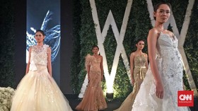 Inspirasi Gaun Pengantin 'Klasik' ala Rusly Tjohnardi