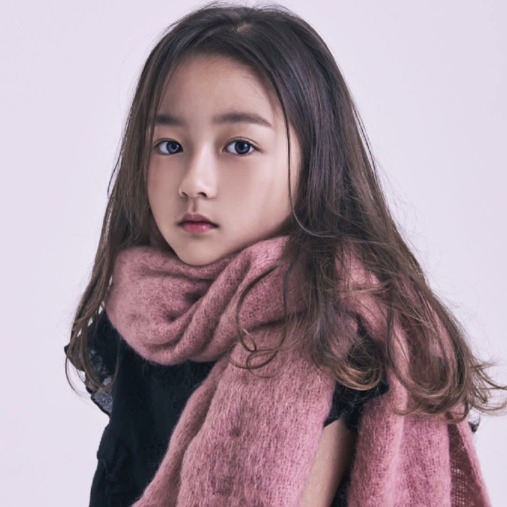 <p>Fotogenik banget deh Haeun Kim. (Foto: Instagram/haeun_0425)</p>