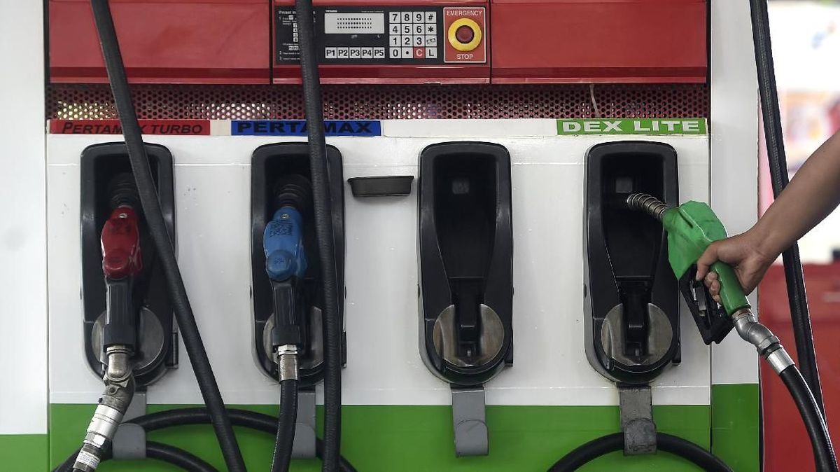 Harga Solar Naik Drastis, Penjualan Mobil Diesel Tersendat